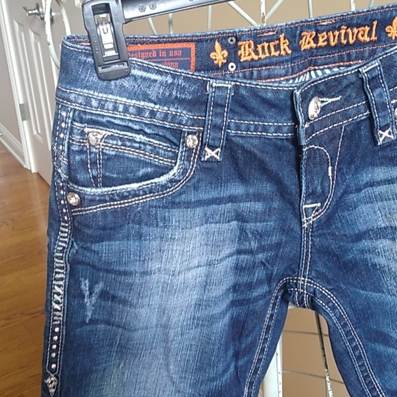 Rock Revival Gwen Capri Jeans - Picture 7 of 16